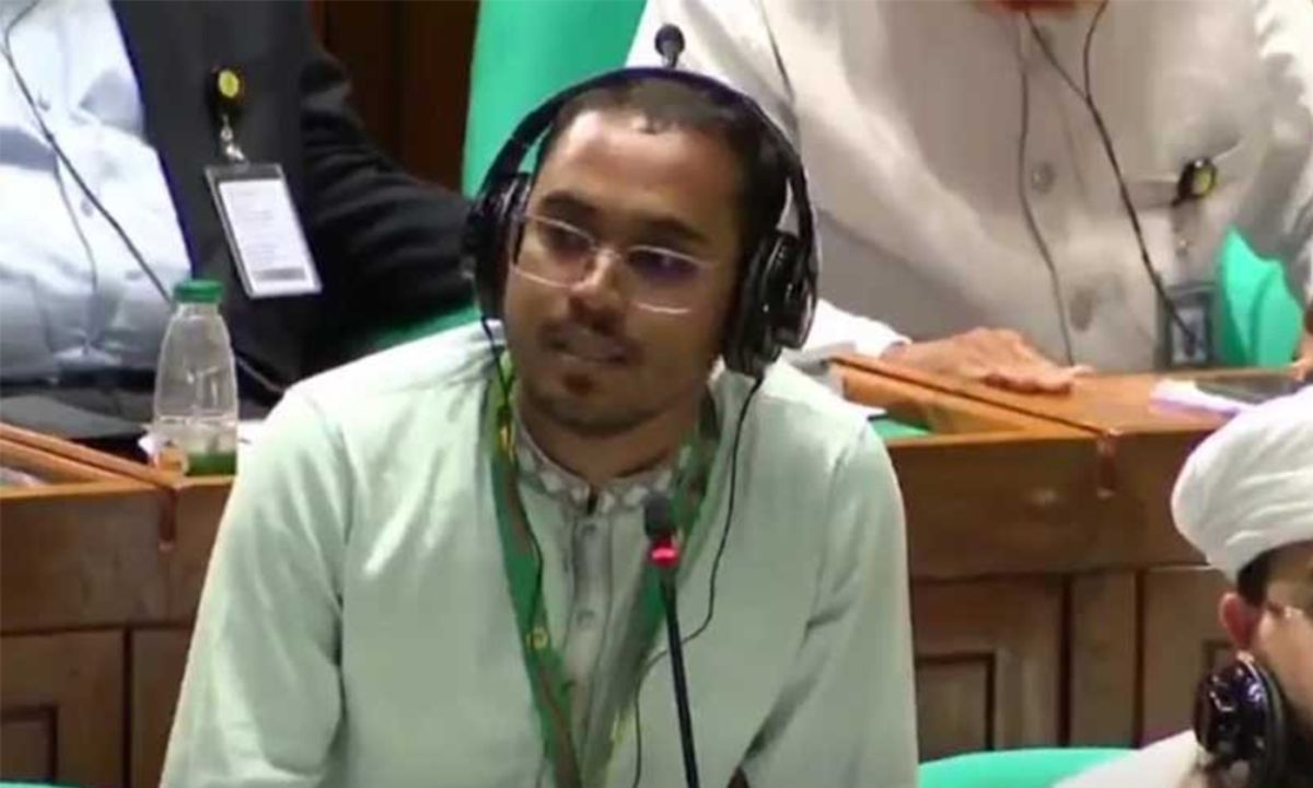 সংসদে হান্নান মাসউদ ‘ফ্যাসিবাদী স্বরাষ্ট্রমন্ত্রী যেভাবে সংসদে বক্তব্য দিতেন, আমাদের স্বরাষ্ট্রমন্ত্রীও একইভাবে বক্তব্য দিচ্ছেন’