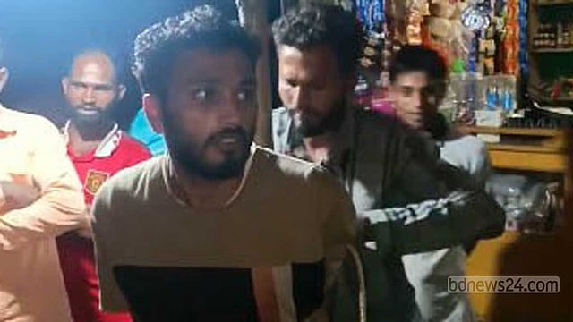 সুনামগঞ্জে ‘ইয়াবাসহ জুলাই যোদ্ধাকে’ আটক করে গণপিটুনি, পরে কারাগারে