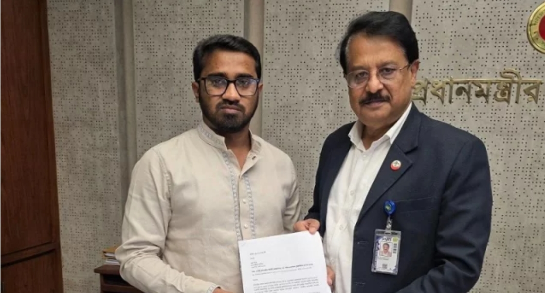 প্রধানমন্ত্রীর রাজনৈতিক সহকারী হিসেবে যোগ দিলেন রাশেদ খাঁন