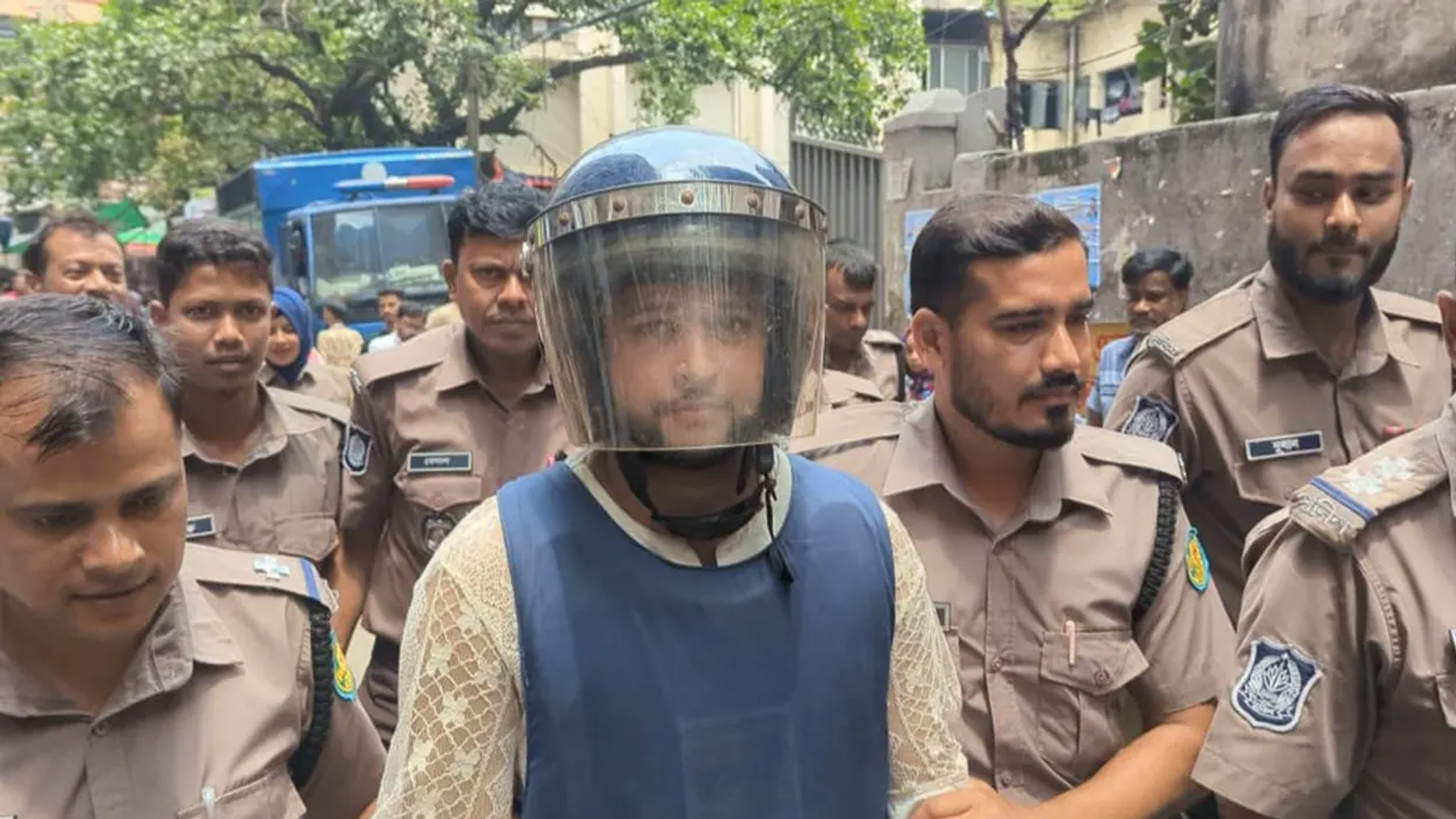 প্রতারণার মামলায় তৌহিদ আফ্রিদির জামিন, মুক্তিতে বাধা নেই